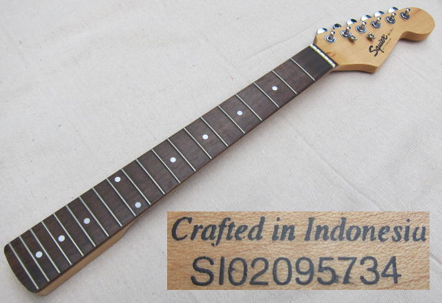 squier mini strat SI02095734