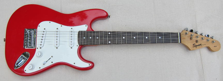 squier mini stratocaster torino red full view